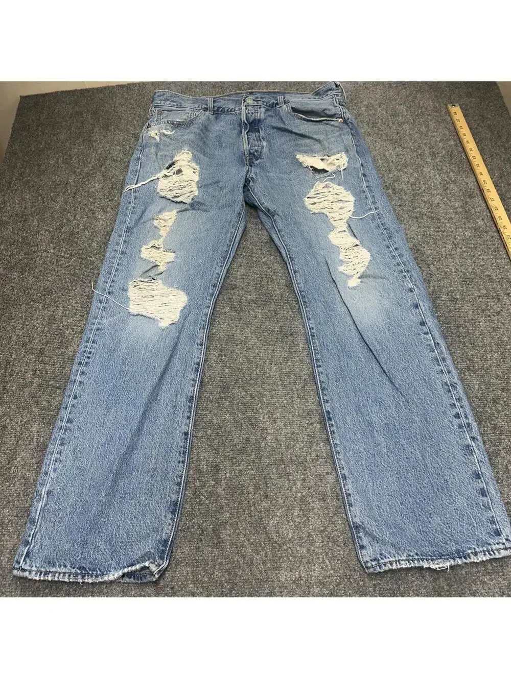 Levis 501 Jeans Mens 36x32 Button Fly Distressed Faded Medium Wash Blue Denim